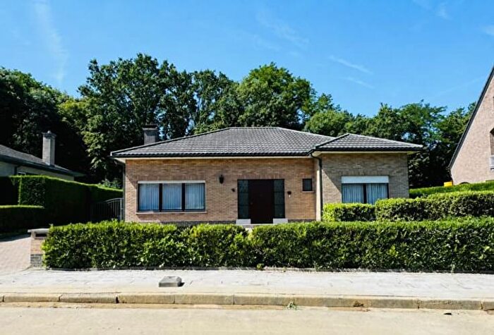Maison 4 pièces à vendre à Kloosterlaan, Temse