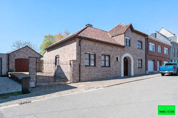 Maison 2 pièces à vendre à Eenestraat, Denderleeuw