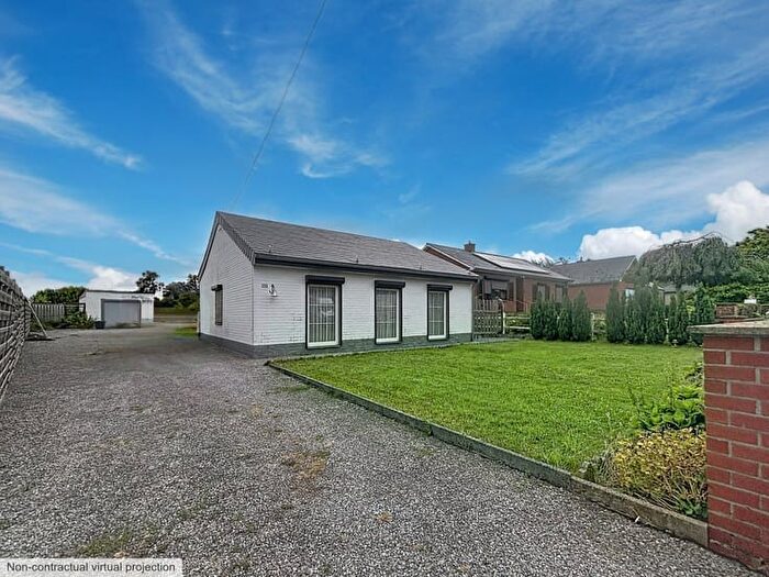 Rue de Fleurjoux, Wanfercéebaulet : Maison 2 pièces à vendre