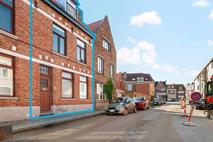 Veldmaarschalk Fochstraat, Brugge : Maison 1 pièce à vendre