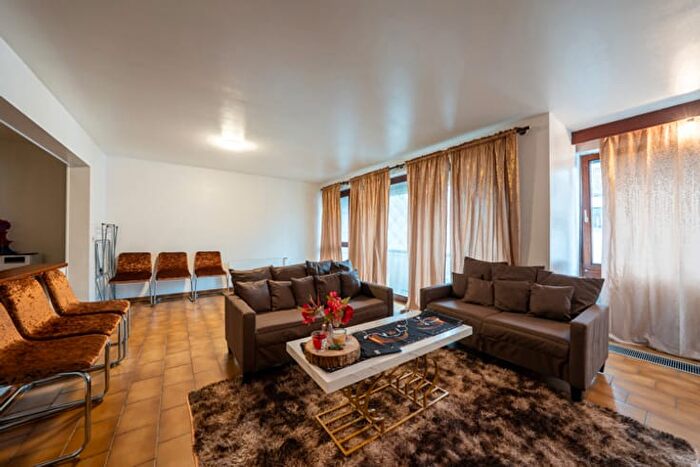 Avenue d'Houffalize : Appartement 2 pièces à vendre