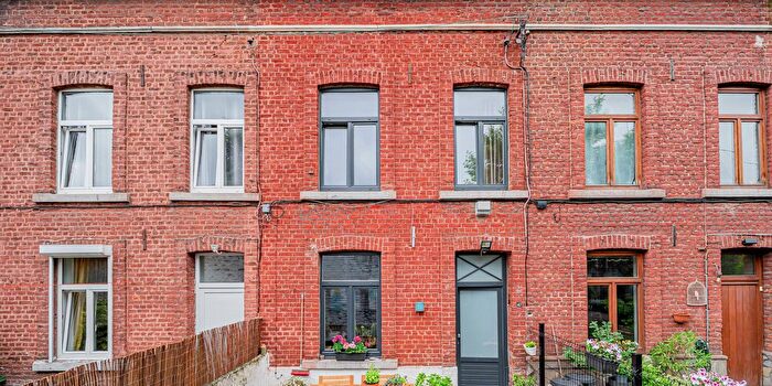 Rue Albert De Cuyck, Liège : Maison 2 pièces à vendre
