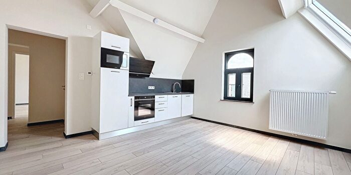 Rue Devant La Ville c, Hermée - Appartement 1 pièce à louer