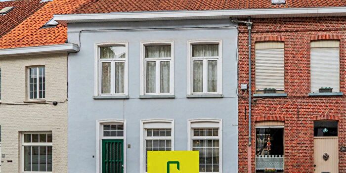 SintClarastraat, Brugge : Maison 3 pièces à vendre
