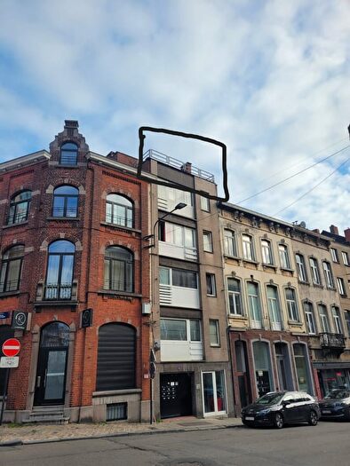 Rue D'orléans, Charleroi : Appartement 1 pièce à vendre