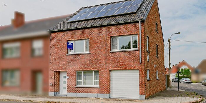 Maison 3 pièces à louer à Achterstraat, Eernegem