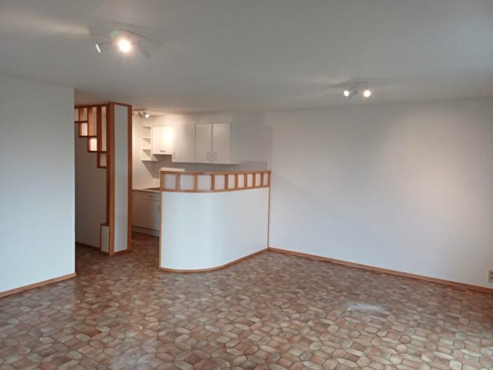 Appartement 2 pièces à Rue Du Centre, Herve, à louer