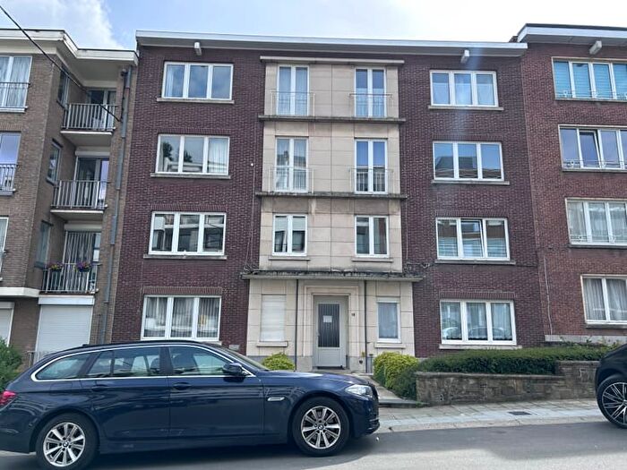 Appartement 1 pièce à Avenue Albert Ier, Charleroi, à vendre