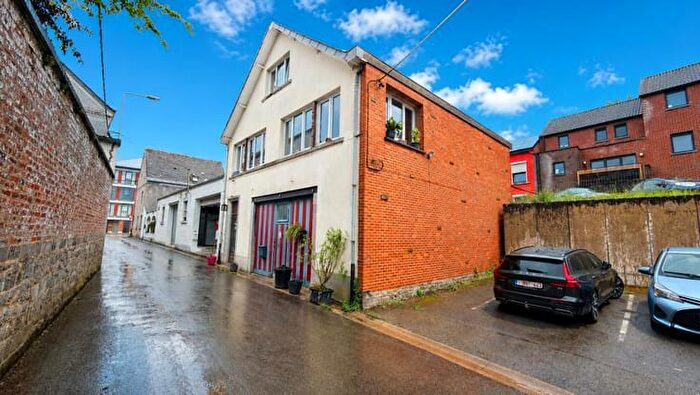 Maison 3 pièces à Rempart de l'Aurore, Ciney, à vendre