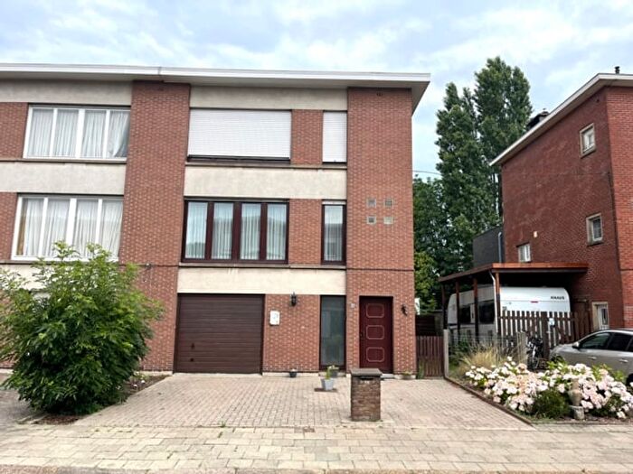 Maison 3 pièces à vendre à Vogelkersstraat, Ekeren