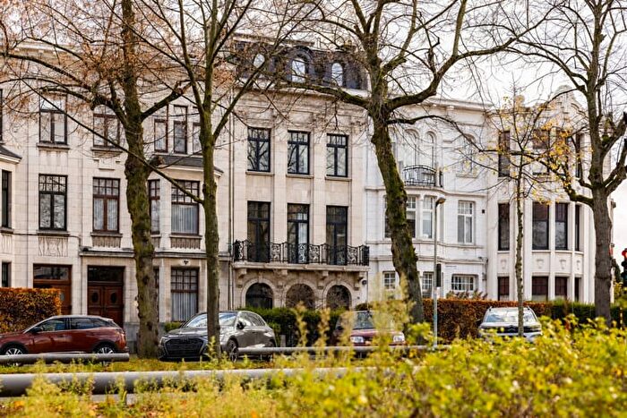 Koninklijkelaan, Berchem - Maison 6 pièces à louer