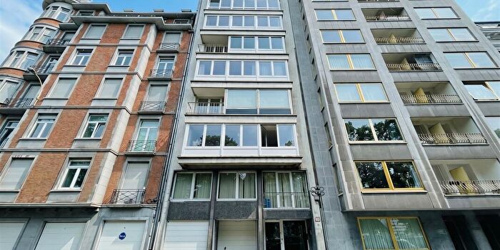 Liège, Luik - Appartement 2 pièces à vendre