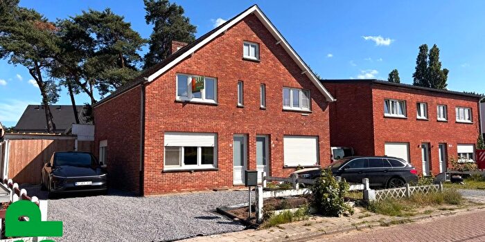Maison 2 pièces à louer - SintNiklaasstraat, ZoerleParwijs