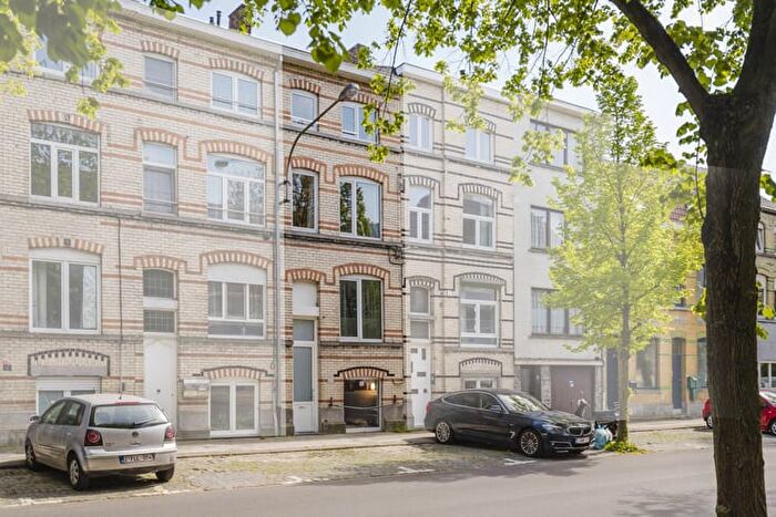 SintRochuslaan, Kortrijk : Maison 8 pièces à vendre