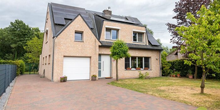 Maison 4 pièces à Korte Elzenstraat, Geel, à vendre