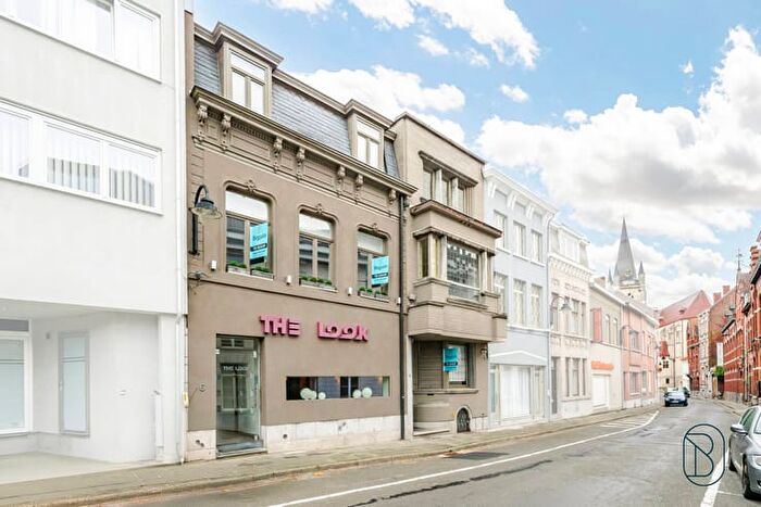 Maison 5 pièces à Priestersstraat, Ronse, à vendre
