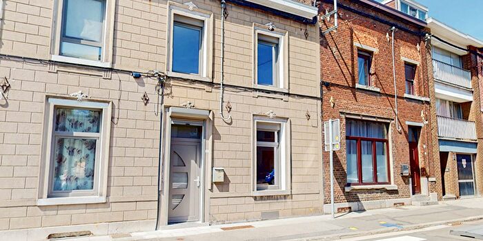 Maison 3 pièces à Rue de Nivelles, Strépybracquegnies, à vendre