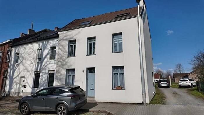 Maison 5 pièces à Rue Raymond Lebleux, Brainel'Alleud, à vendre