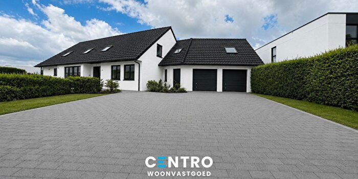 Hoogleedsesteenweg, Roeselare : Maison 5 pièces à vendre