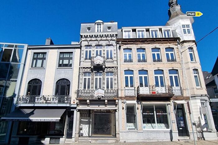 Maison 9 pièces à vendre - Rue du Marché, Spa