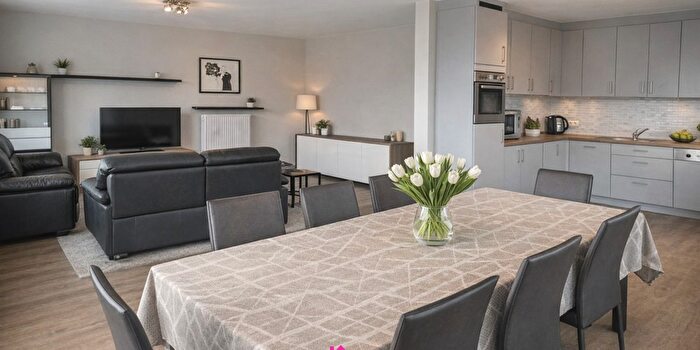 Appartement 2 pièces à Kortrijk, WestVlaanderen, à vendre