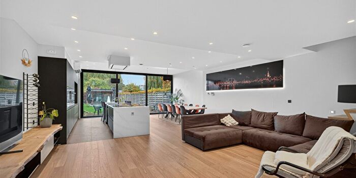 Koornbloemplein, Wilrijk : Maison 4 pièces à vendre