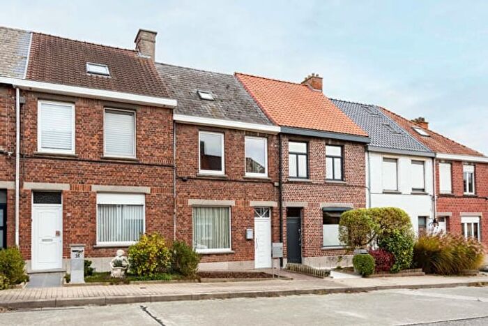 Maison 4 pièces à Karel Lodewijk Ledeganckstraat, Ronse, à vendre