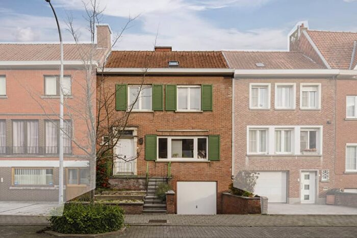 Deken Camerlyncklaan, Kortrijk - Maison 3 pièces à vendre