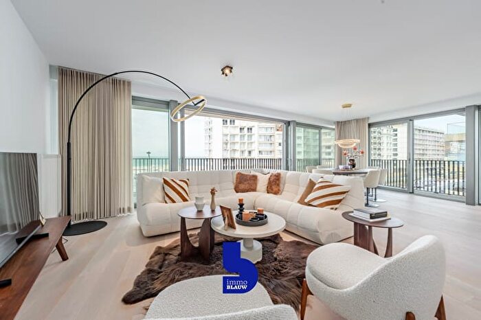 Appartement 9 pièces à Troonstraat, VC, à vendre