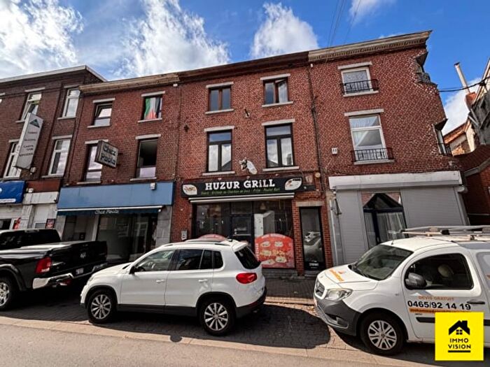 Rue de Marchienne, Charleroi Jumet : Maison 6 pièces à vendre