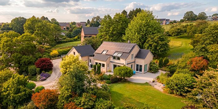 Rue des Bruyères, Rouvreux : Maison 3 pièces à vendre
