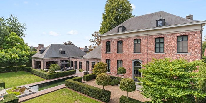 Kasteeldreef, BeverenWaas : Maison 2 pièces à vendre