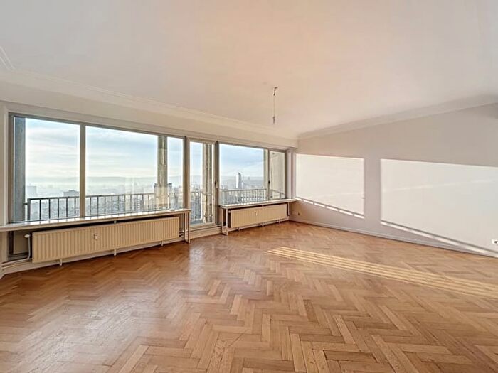 Appartement 2 pièces à Quai Paul van Hoegaerden, Liège, à vendre