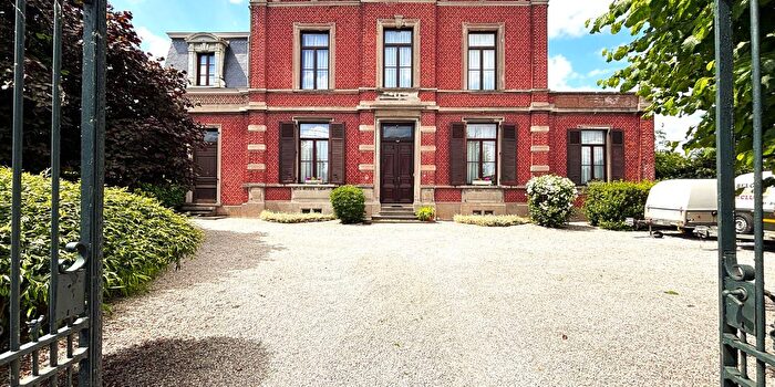 Maison 7 pièces à vendre - Angre, Henegouwen