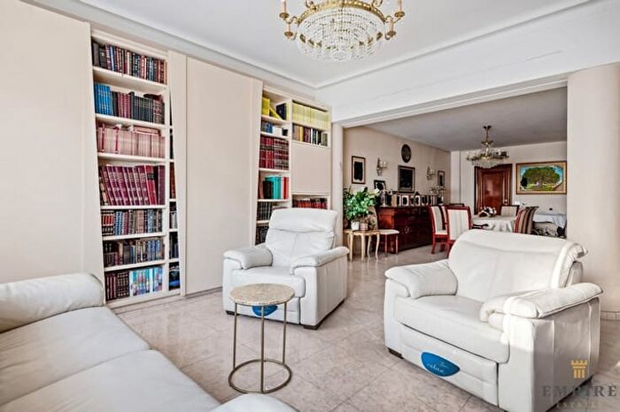 Appartement 6 pièces à vendre à Quinten Matsijslei, Antwerpen