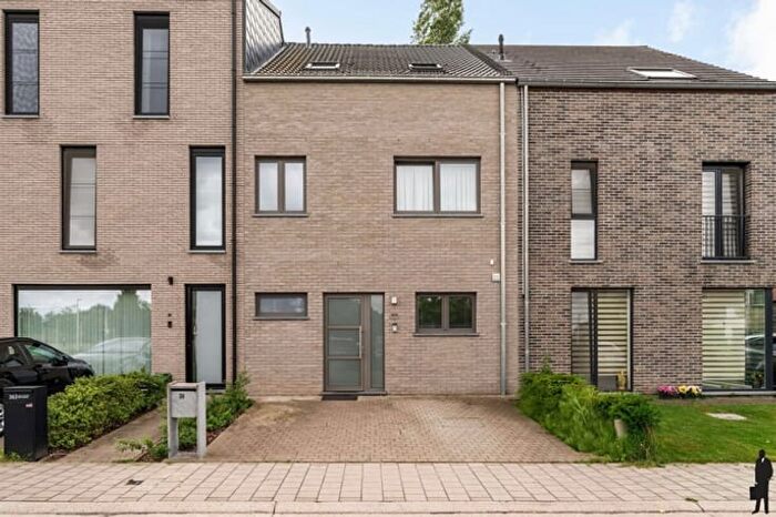 Bosmanstraat, Edegem : Maison 6 pièces à vendre