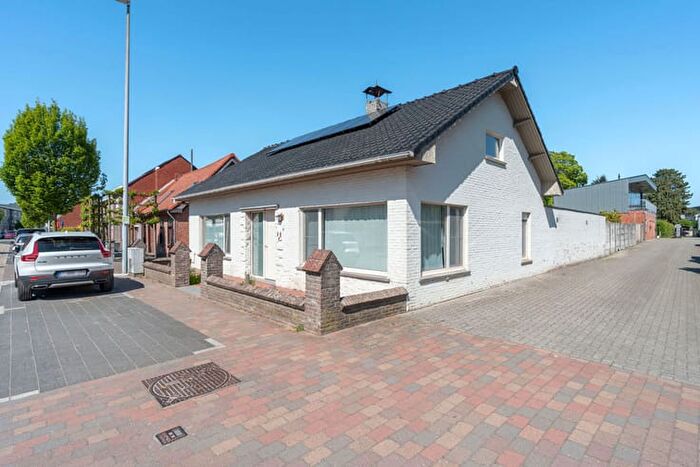 Neerstraat, OudTurnhout - Maison 3 pièces à vendre