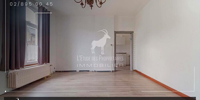 Maison 3 pièces à vendre à ForchieslaMarche, Henegouwen