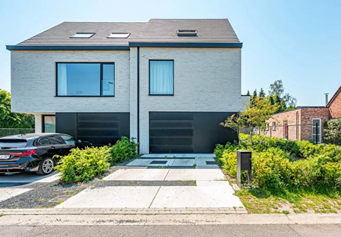 Maison 3 pièces à louer à Veldstraat, D