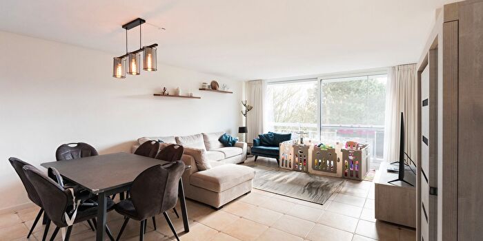 Appartement 3 pièces à Waterloo, WaalsBrabant, à vendre