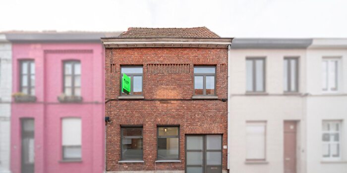 Maison 3 pièces à Langemarkstraat, Roeselare, à louer