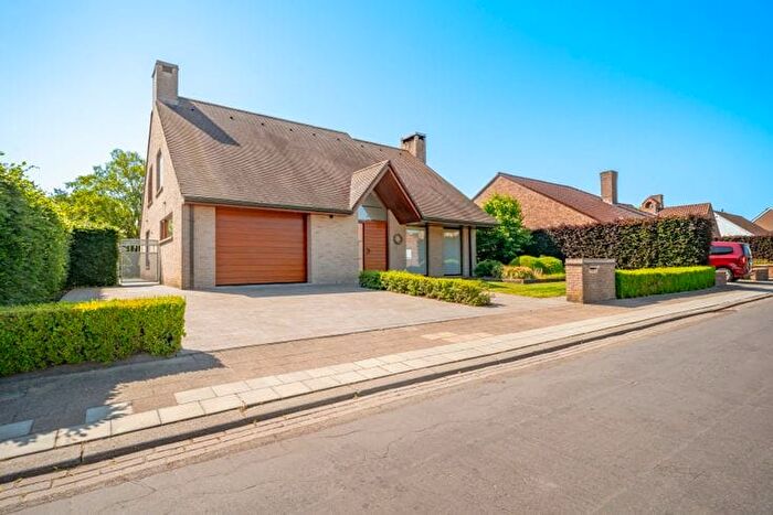 Maison 6 pièces à Notelaarstraat, Wevelgem, à vendre