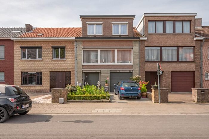 Maison 1 pièce à vendre à Leopold Debruynestraat, SintKruis