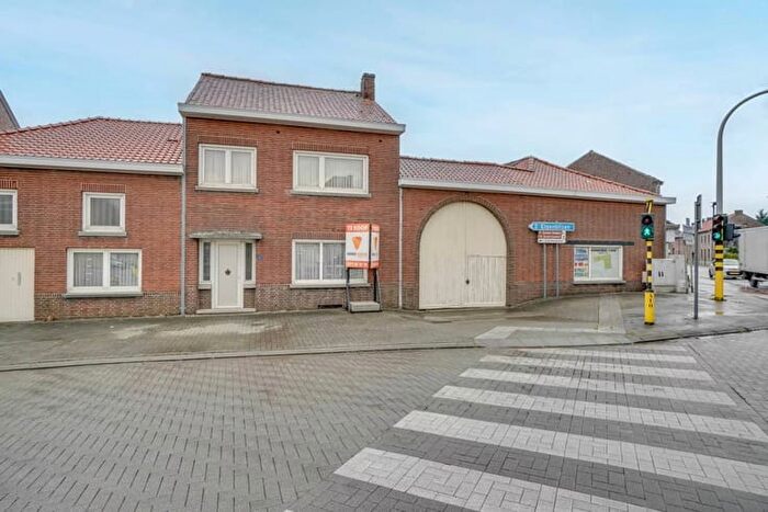 Maison 4 pièces à Mopertingenstraat, Bilzen, à vendre