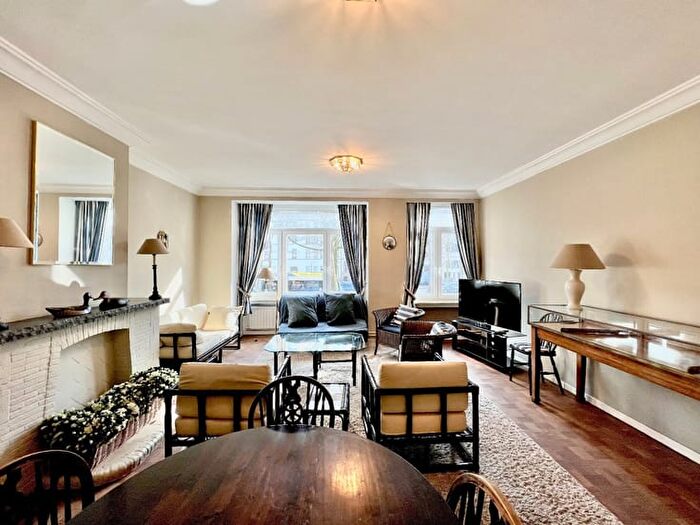 Appartement 1 pièce à Amerikalei A, B, à louer
