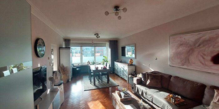 Bredabaan, Merksem - Appartement 2 pièces à vendre