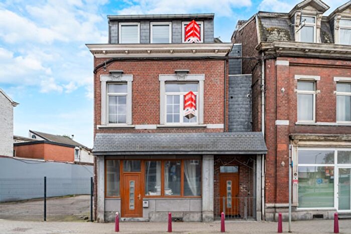 Place du e de Ligne, Herstal : Maison 20 pièces à vendre
