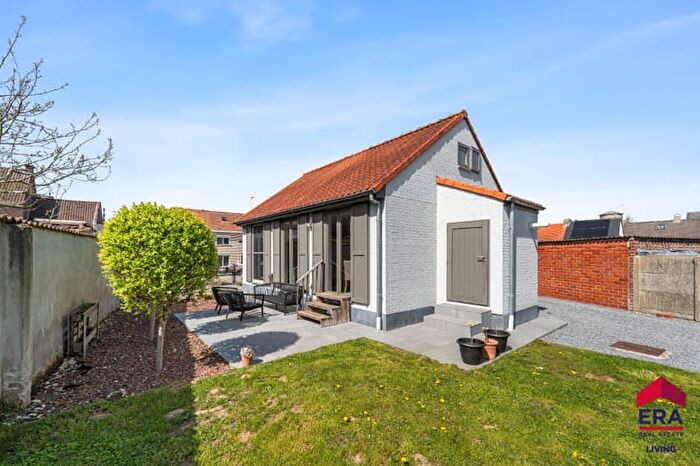 Maison 3 pièces à vendre à Steenweg, Iddergem Denderleeuw