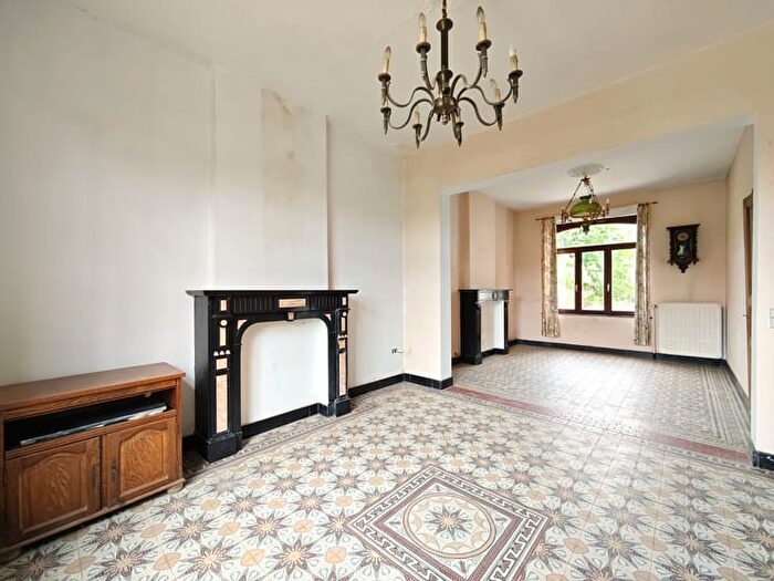 Rue Neuve, Beuzet : Maison 15 pièces à vendre