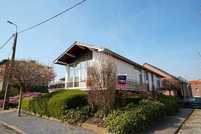 Maison 4 pièces à Résidence Floréal, Waremme, à vendre